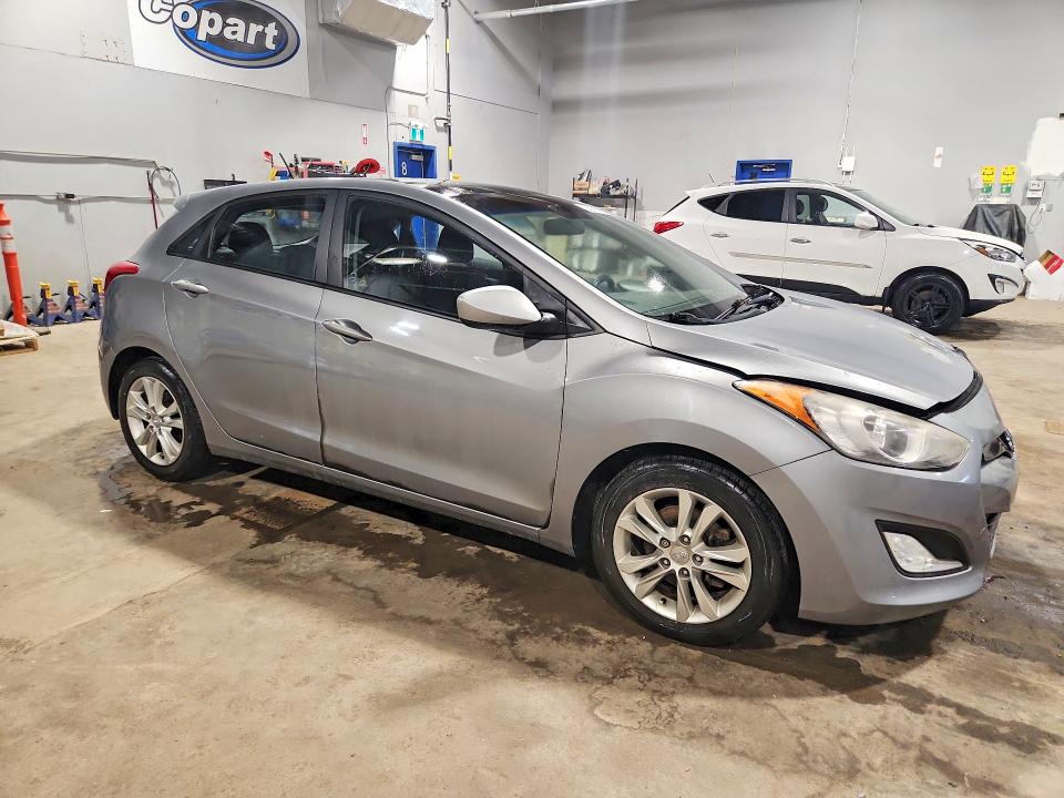 2014 Hyundai Elantra Gt მანქანა იყიდება აუქციონზე, vin: KMHD35LH8EU173168, აუქციონის ნომერი: 65260756