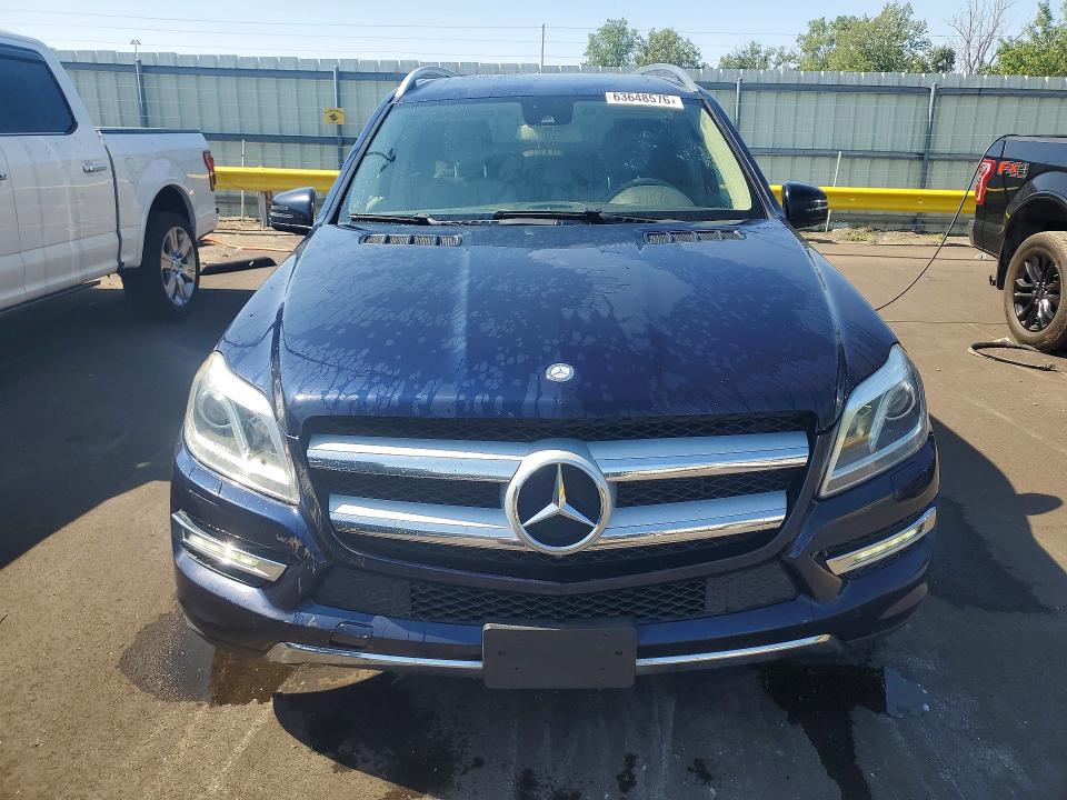 63648576 :رقم المزاد ، 4JGDF6EE1FA463884 vin ، 2015 Mercedes-benz Gl مزاد بيع