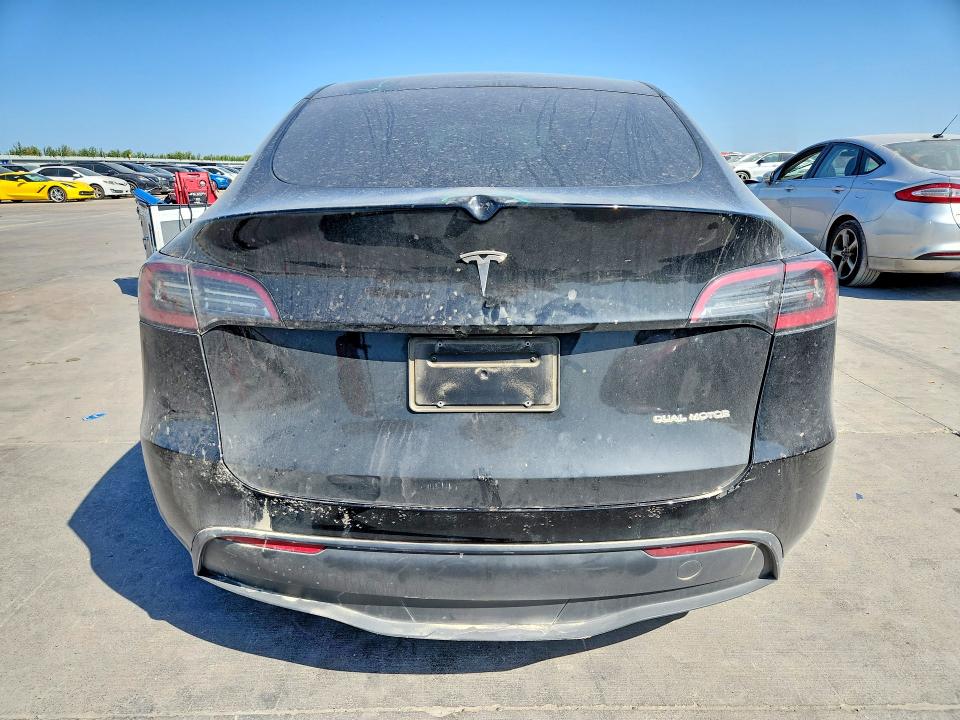 Auction sale of the 2023 Tesla Model Y, vin: 7SAYGDEE0PF797679, lot number: 64055936
