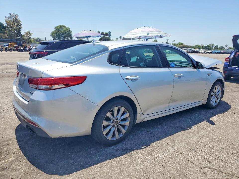 2016 Kia Optima მანქანა იყიდება აუქციონზე, vin: 5XXGU4L37GG031299, აუქციონის ნომერი: 64131656