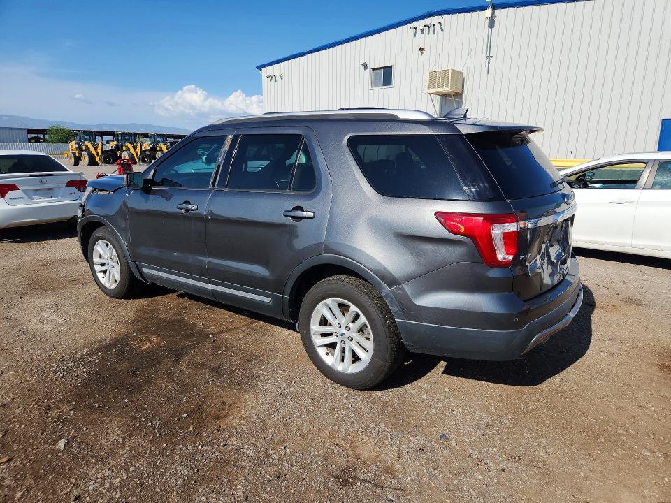 62976826 :رقم المزاد ، 1FM5K7D89HGC13360 vin ، 2017 Ford Explorer مزاد بيع