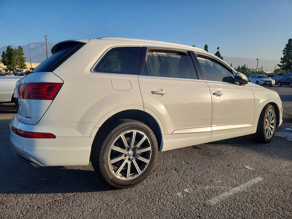67095766 :رقم المزاد ، WA1LHAF71KD038410 vin ، 2019 Audi Q7 مزاد بيع