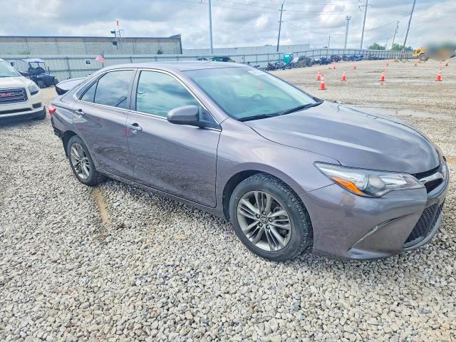 64681866 :رقم المزاد ، 4T1BF1FK5HU372679 vin ، 2017 Toyota Camry مزاد بيع