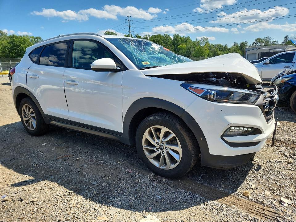 Продажа на аукционе авто 2016 Hyundai Tucson, vin: KM8J3CA45GU140235, номер лота: 65099996