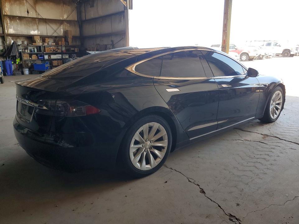 Продаж на аукціоні авто 2018 Tesla Model S, vin: 5YJSA1E20JF293455, номер лоту: 65202746