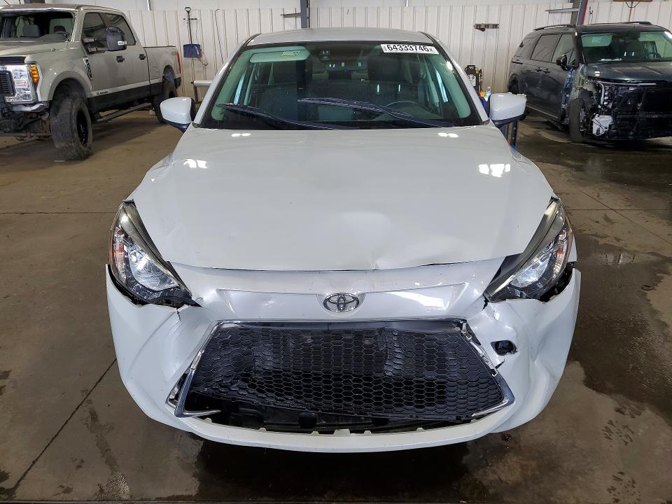 64333746 :رقم المزاد ، 3MYDLBYV9LY716279 vin ، 2020 Toyota Yaris مزاد بيع