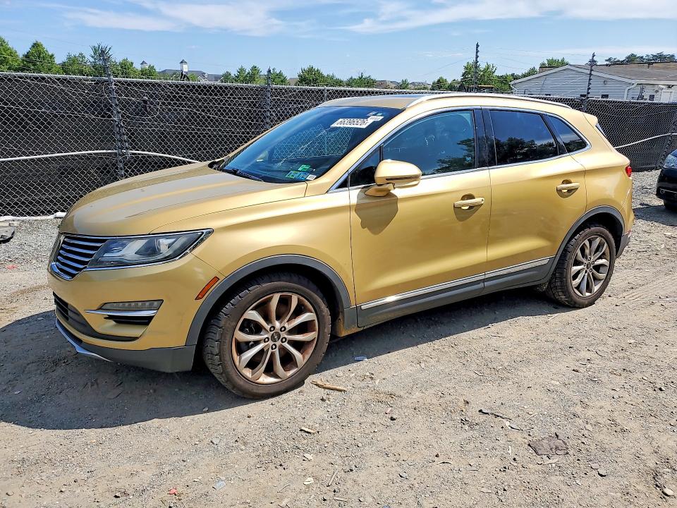 66396526 :رقم المزاد ، 5LMCJ1A97FUJ10941 vin ، 2015 Lincoln Mkc مزاد بيع