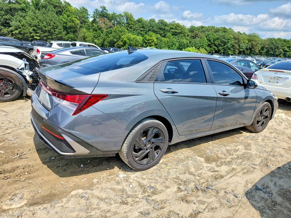 64546816 :رقم المزاد ، KMHLM4DG3TU111134 vin ، 2026 Hyundai Elantra مزاد بيع