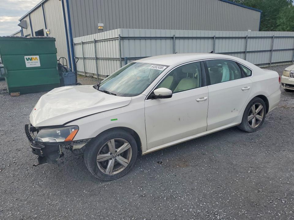 64552456 :رقم المزاد ، 1VWBH7A39DC128676 vin ، 2013 Volkswagen Passat مزاد بيع