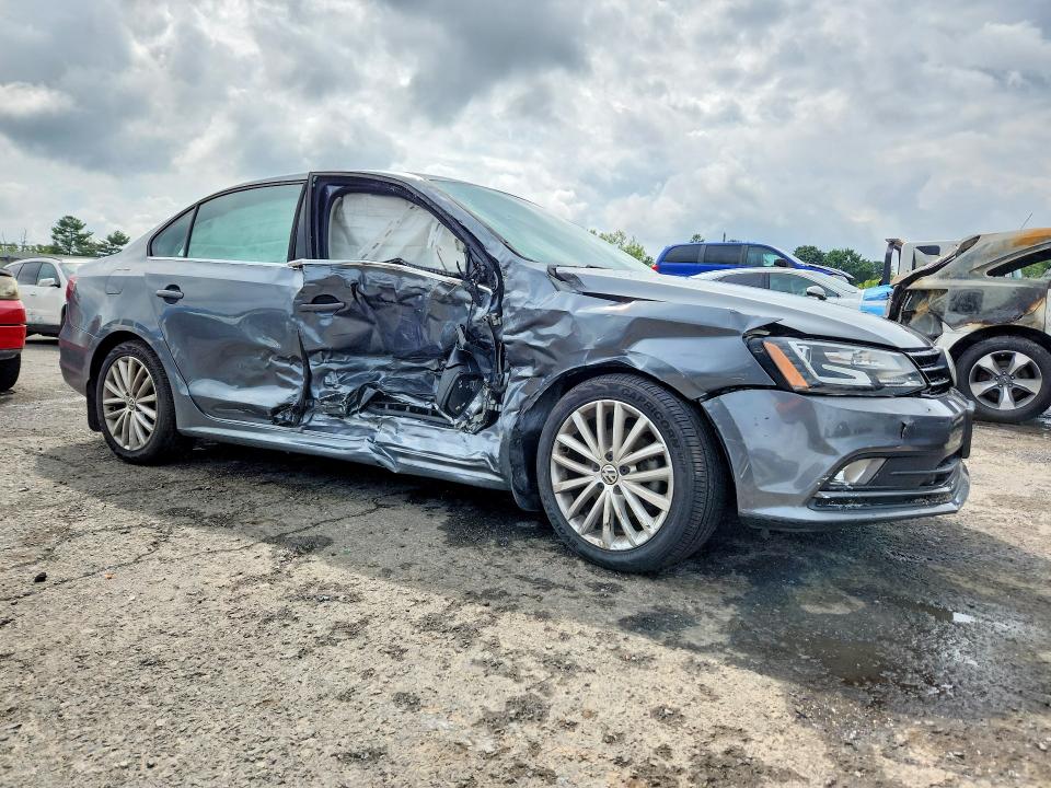 2016 Volkswagen Jetta მანქანა იყიდება აუქციონზე, vin: 3VWL17AJ4GM323224, აუქციონის ნომერი: 63497856