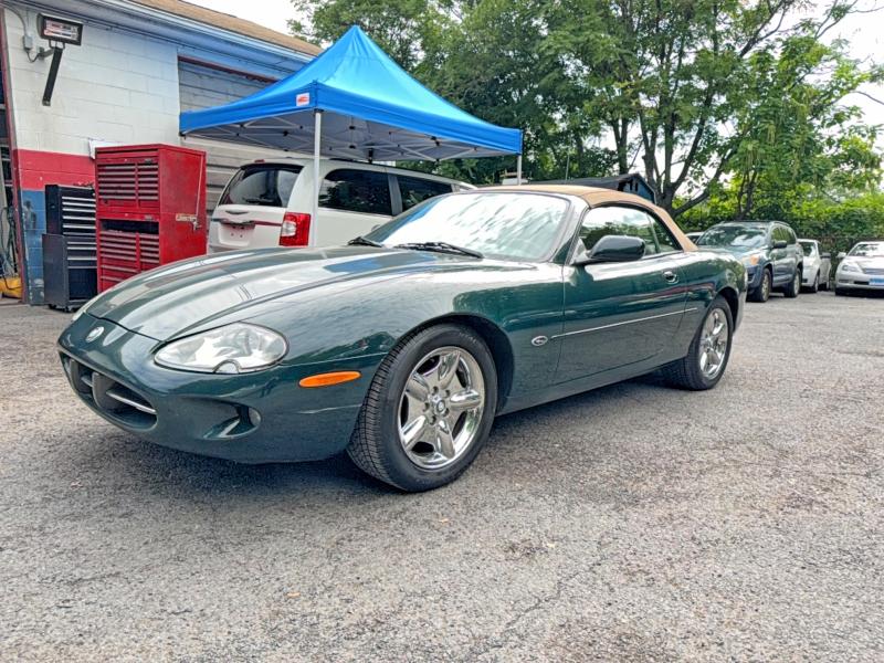 1999 Jaguar Xk8 მანქანა იყიდება აუქციონზე, vin: SAJGX2049XC038524, აუქციონის ნომერი: 64196686