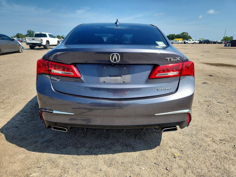 66090956 :رقم المزاد ، 19UUB3F52JA002684 vin ، 2018 Acura Tlx مزاد بيع