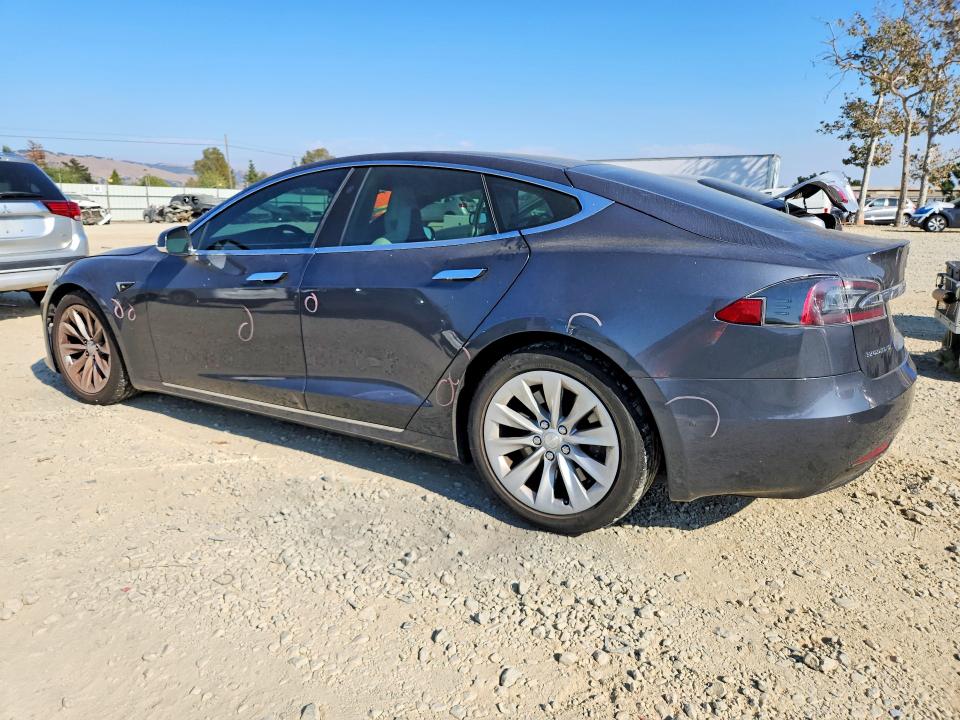 Aukcja sprzedaży 2017 Tesla Model S, vin: 5YJSA1E25HF230359, numer aukcji: 64125536