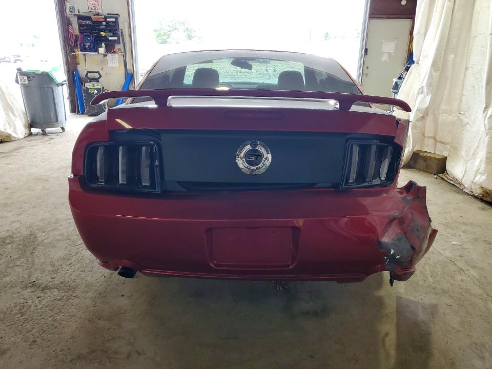 2006 Ford Mustang მანქანა იყიდება აუქციონზე, vin: 1ZVFT82H665266327, აუქციონის ნომერი: 63593776