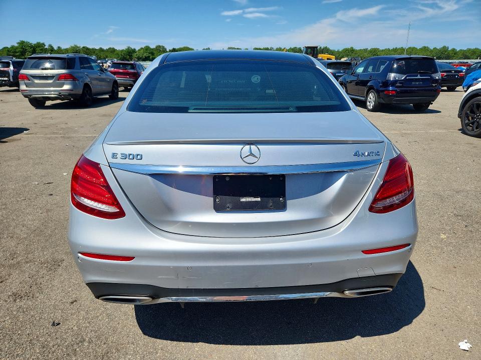 Продажа на аукционе авто 2019 Mercedes-benz E, vin: WDDZF4KB2KA558804, номер лота: 63568436
