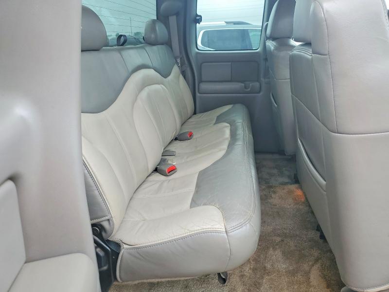 2002 Gmc Sierra მანქანა იყიდება აუქციონზე, vin: 2GTFK69U621331248, აუქციონის ნომერი: 63537416
