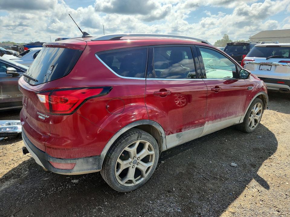 Продажа на аукционе авто 2019 Ford Escape, vin: 1FMCU9J92KUA24228, номер лота: 66217556