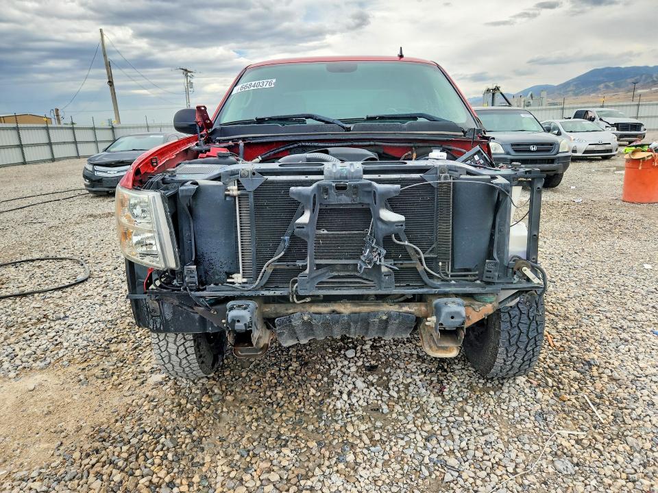 66840376 :رقم المزاد ، 3GCPCSEA8BG164565 vin ، 2011 Chevrolet Silverado مزاد بيع