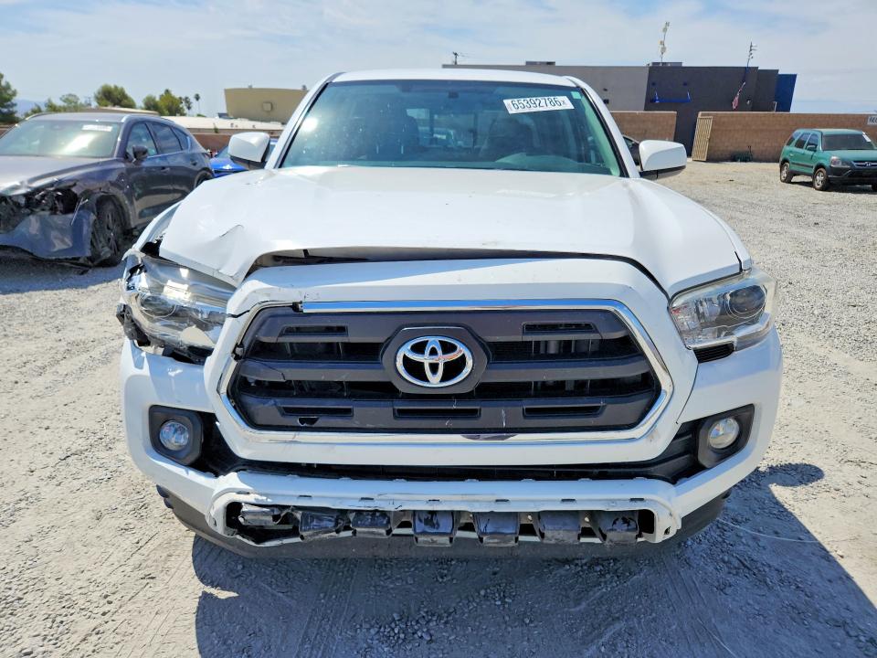 Продаж на аукціоні авто 2017 Toyota Tacoma, vin: 5TFAX5GN2HX093721, номер лоту: 65392786