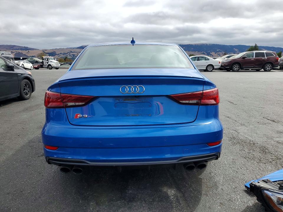 Продаж на аукціоні авто 2017 Audi S3, vin: WAUB1GFF9H1066608, номер лоту: 64160976