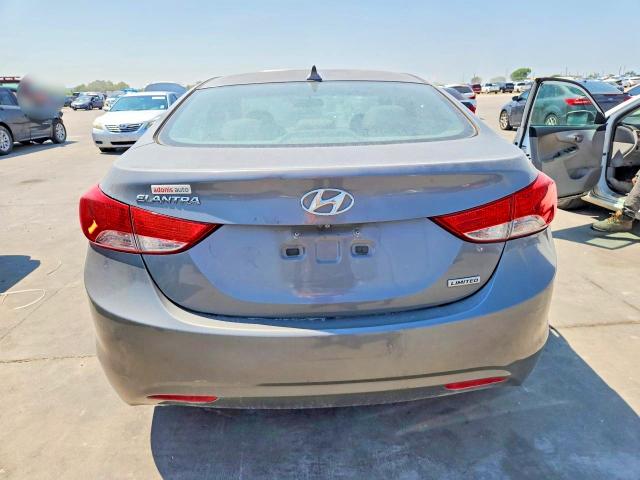 63189146 :رقم المزاد ، 5NPDH4AE5DH341124 vin ، 2013 Hyundai Elantra مزاد بيع