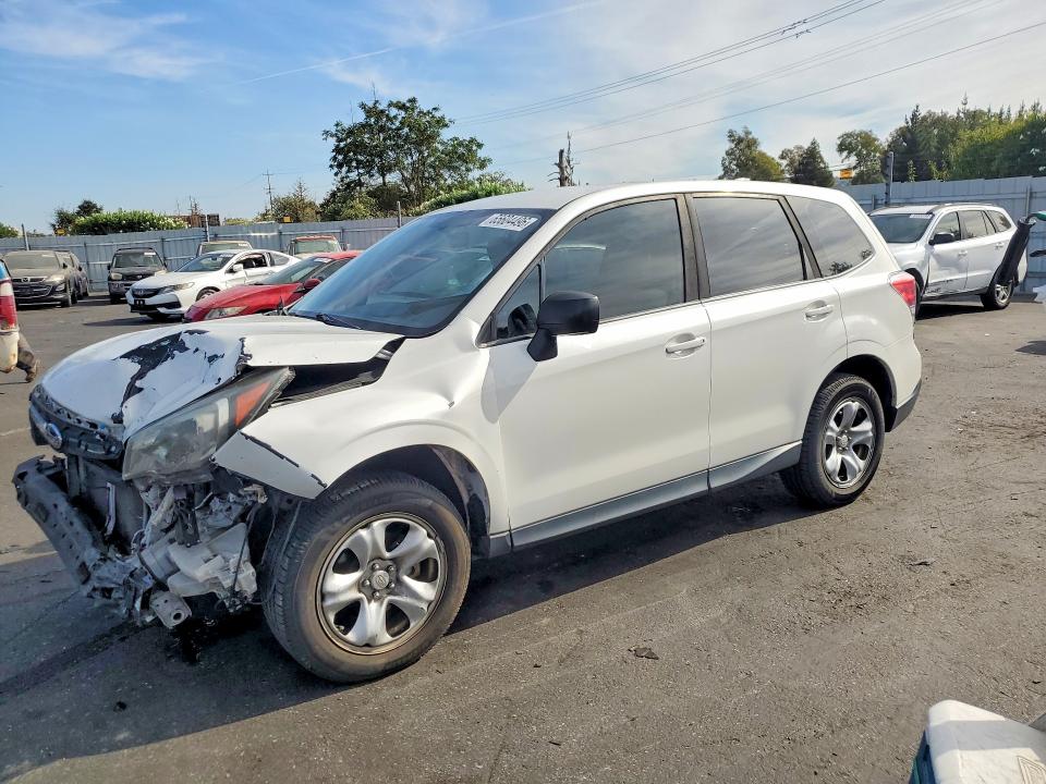 2018 Subaru Forester მანქანა იყიდება აუქციონზე, vin: JF2SJAAC2JH593272, აუქციონის ნომერი: 65604496