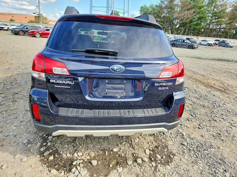 64328846 :رقم المزاد ، 4S4BRDLC9C2239689 vin ، 2012 Subaru Outback مزاد بيع