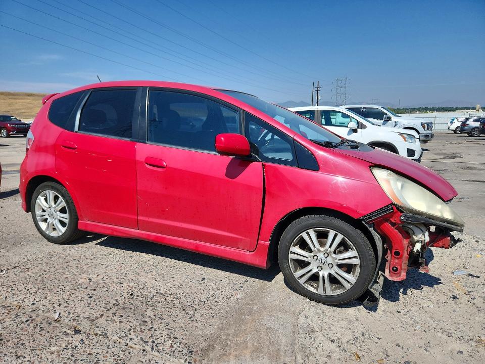 Продажа на аукционе авто 2009 Honda Fit, vin: JHMGE88459S023490, номер лота: 64076426