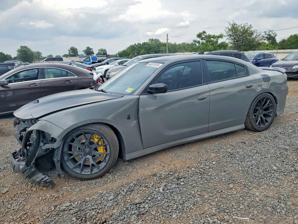 64537876 :رقم المزاد ، 2C3CDXGJ3JH117114 vin ، 2018 Dodge Charger مزاد بيع