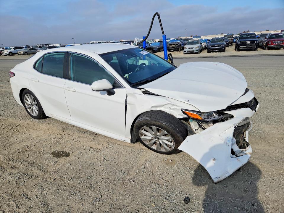 2020 Toyota Camry მანქანა იყიდება აუქციონზე, vin: 4T1C11AK7LU903495, აუქციონის ნომერი: 63447866