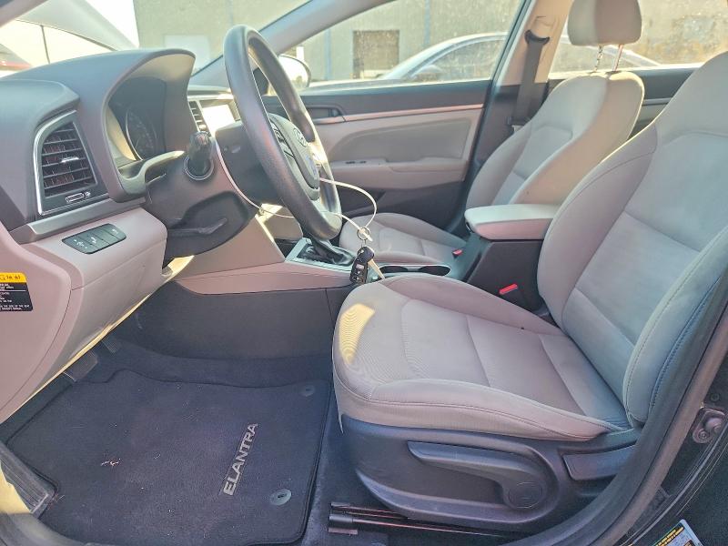 67033836 :رقم المزاد ، 5NPD84LF1JH338254 vin ، 2018 Hyundai Elantra مزاد بيع