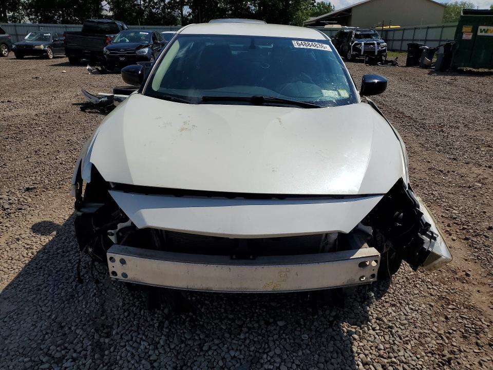 2017 Nissan Maxima მანქანა იყიდება აუქციონზე, vin: 1N4AA6AP5HC447844, აუქციონის ნომერი: 64884836