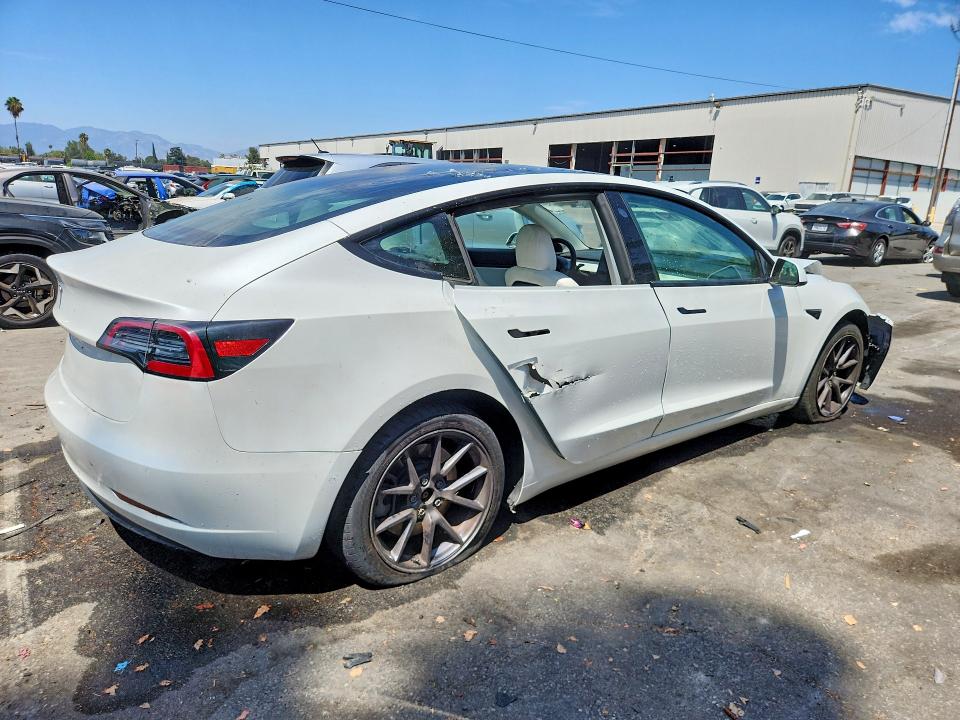 63656206 :رقم المزاد ، 5YJ3E1EAXMF928928 vin ، 2021 Tesla Model 3 مزاد بيع