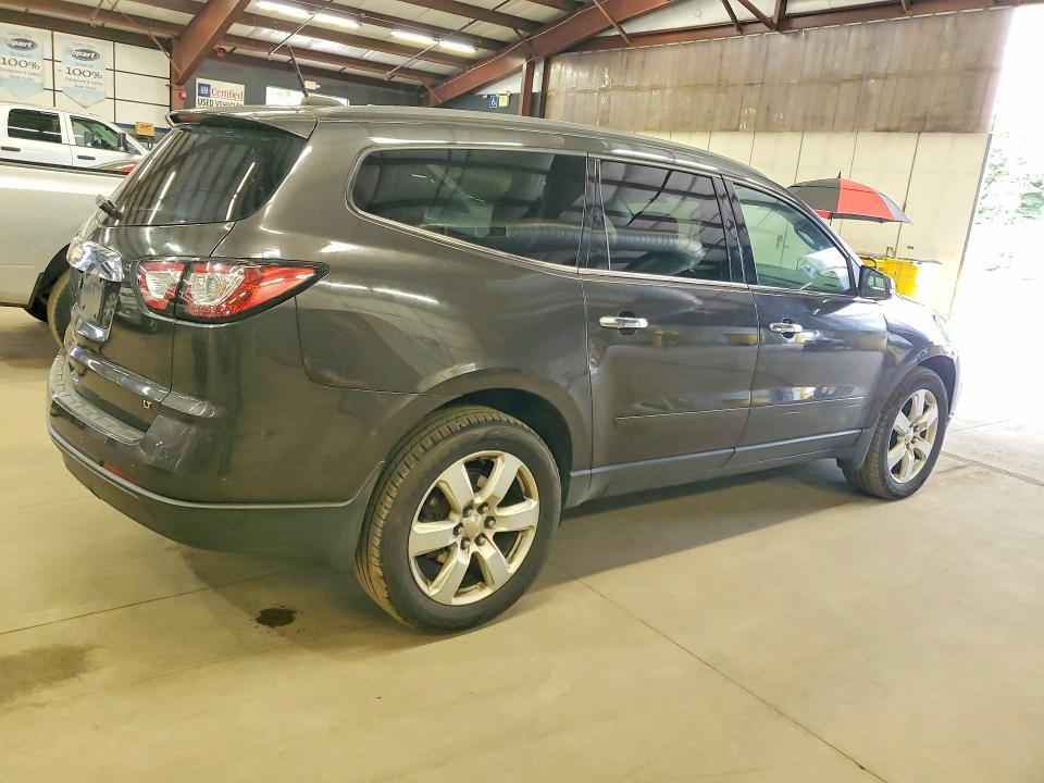 64000086 :رقم المزاد ، 1GNKVGKD8HJ215982 vin ، 2017 Chevrolet Traverse مزاد بيع