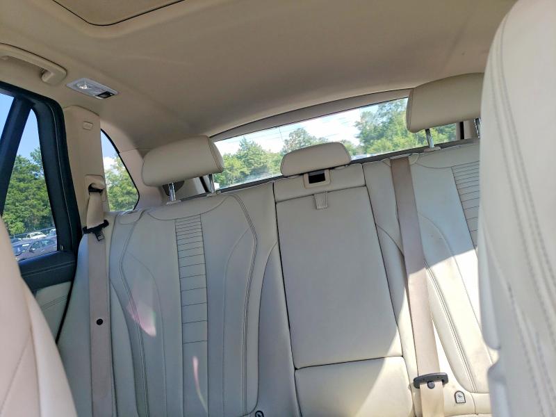 66718366 :رقم المزاد ، 5UXKR0C55F0P13828 vin ، 2015 Bmw X5 مزاد بيع