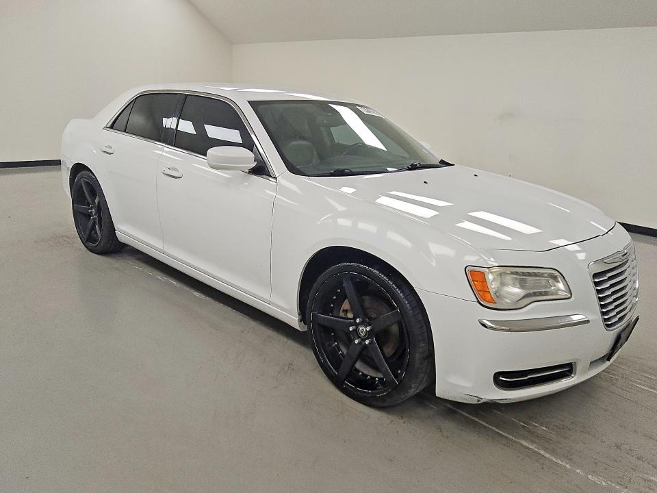 Aukcja sprzedaży 2014 Chrysler 300, vin: 2C3CCAAG1EH105756, numer aukcji: 64722856