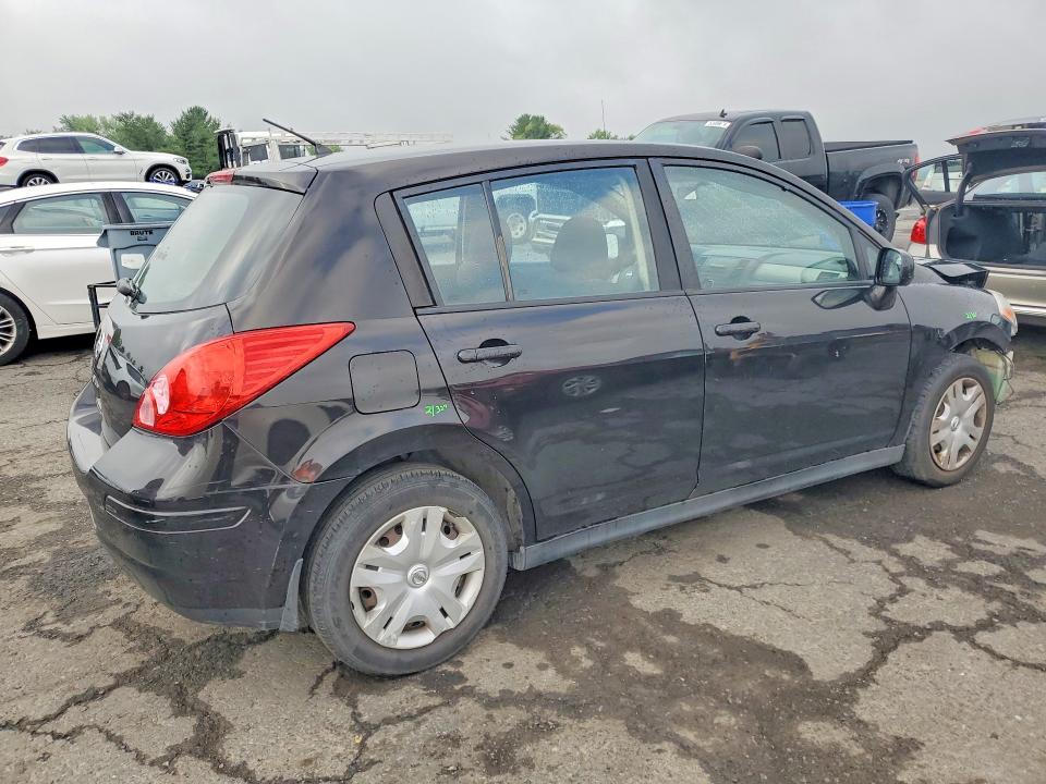 2011 Nissan Versa მანქანა იყიდება აუქციონზე, vin: 3N1BC1CP7BL506108, აუქციონის ნომერი: 64060596