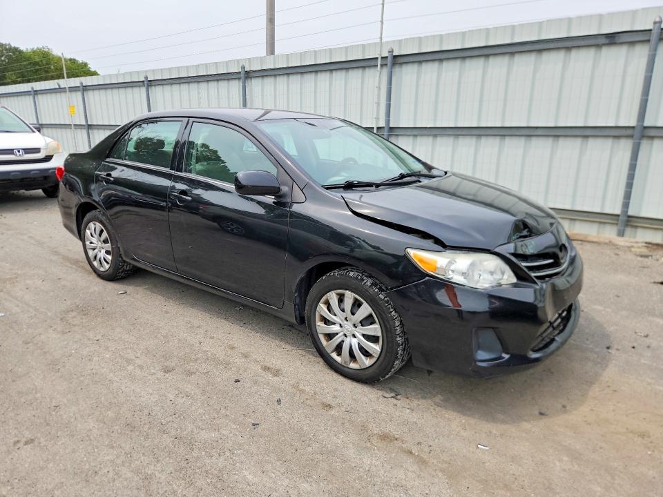 64581096 :رقم المزاد ، 2T1BU4EE8DC967685 vin ، 2013 Toyota Corolla مزاد بيع