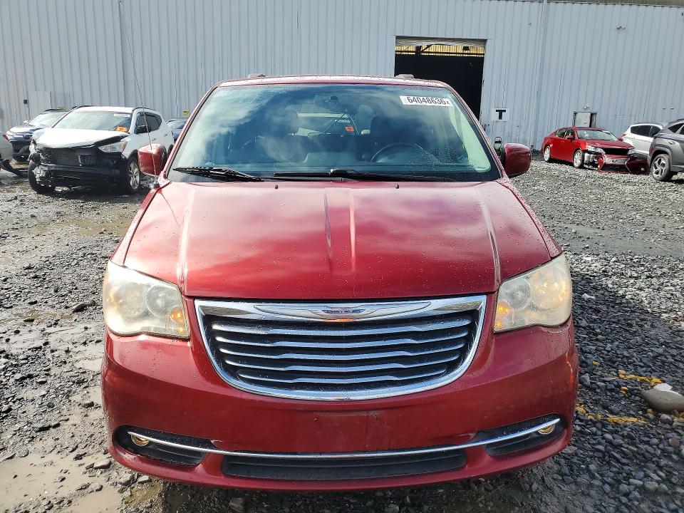 Auction sale of the 2015 Chrysler Town & Country, vin: 2C4RC1BG1FR601981, lot number: 64048636