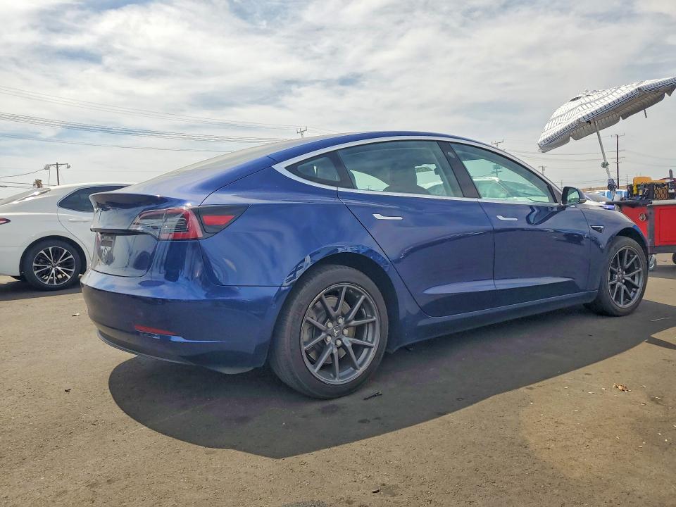 2018 Tesla Model 3 მანქანა იყიდება აუქციონზე, vin: 5YJ3E1EA4JF040896, აუქციონის ნომერი: 67265416