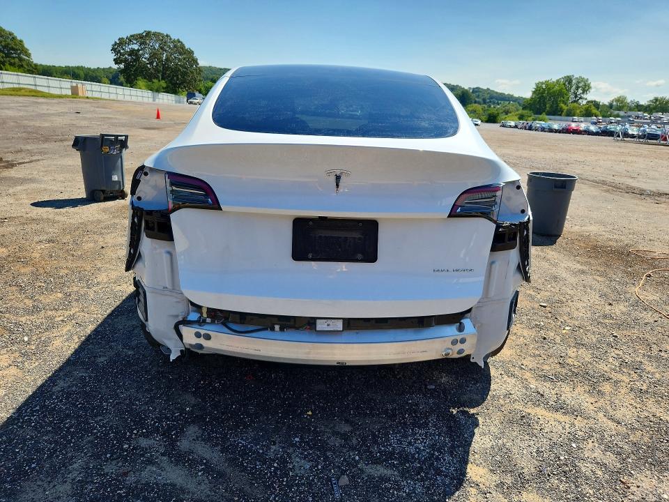 Aukcja sprzedaży 2024 Tesla Model Y, vin: 7SAYGDEE9RF169588, numer aukcji: 63692246