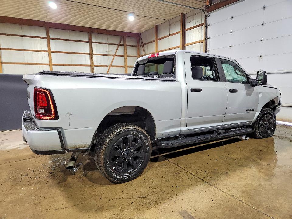 64627886 :رقم المزاد ، 3C6UR5DJXTG318576 vin ، 2026 Ram 2500 مزاد بيع