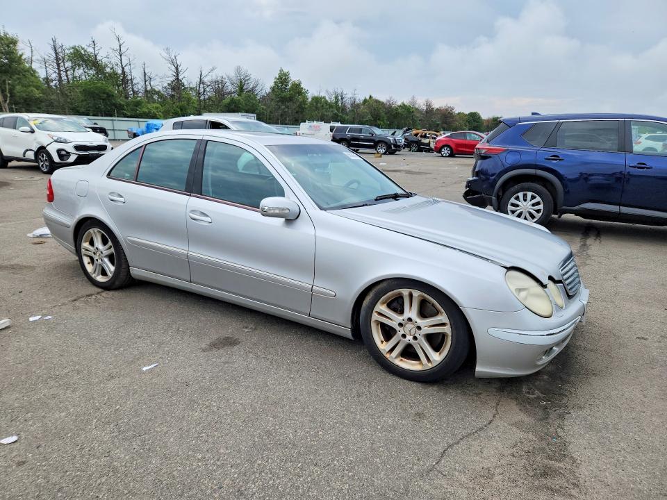 2004 Mercedes-benz E მანქანა იყიდება აუქციონზე, vin: WDBUF83J44X120902, აუქციონის ნომერი: 66686646