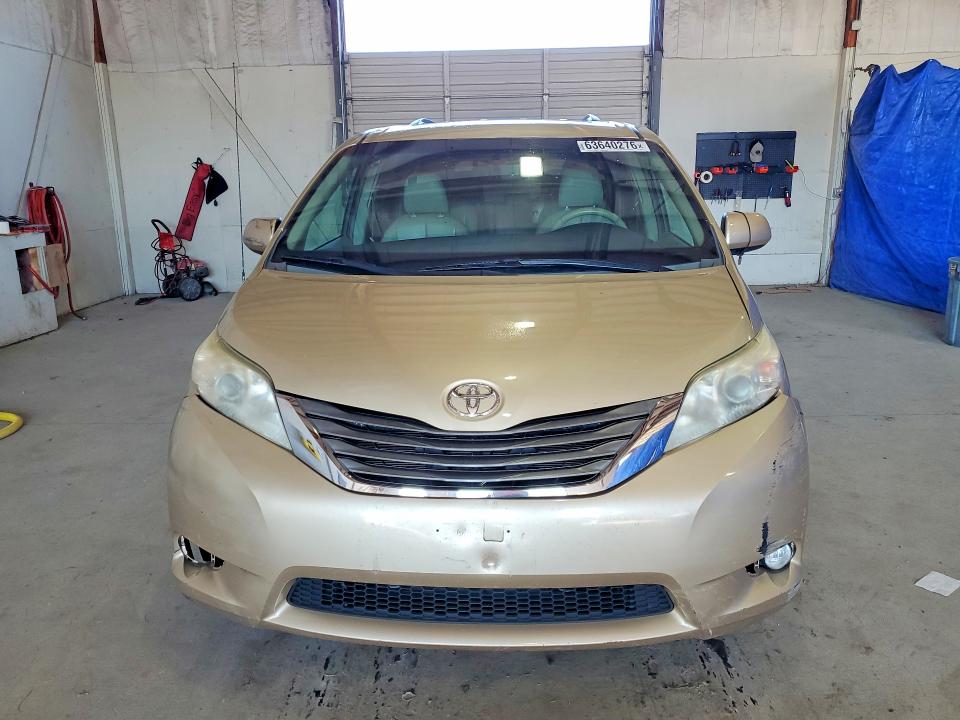 2013 Toyota Sienna მანქანა იყიდება აუქციონზე, vin: 5TDYK3DC6DS404703, აუქციონის ნომერი: 63640276