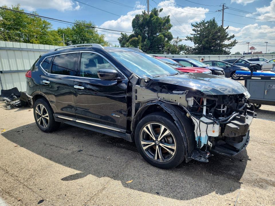 65146286 :رقم المزاد ، 5N1ET2MV2HC830354 vin ، 2017 Nissan Rogue Hybrid مزاد بيع