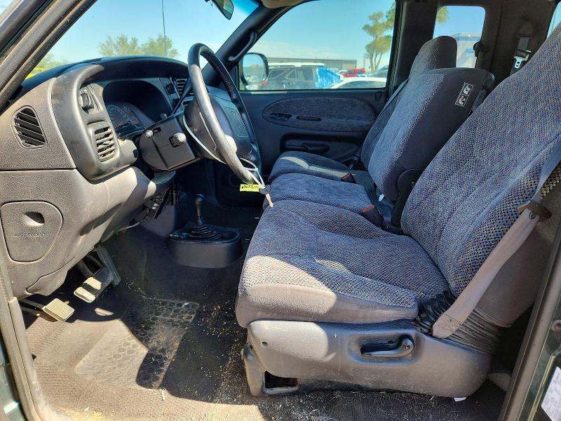 65926496 :رقم المزاد ، 3B7HF13Z2YM215325 vin ، 2000 Dodge Ram 1500 مزاد بيع