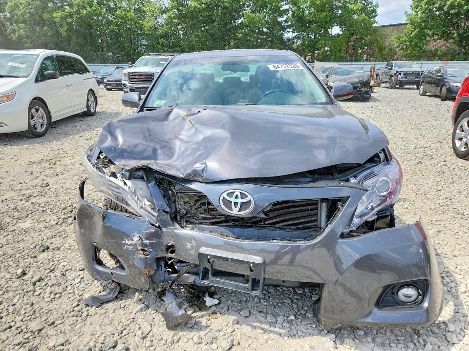 Aukcja sprzedaży 2011 Toyota Camry, vin: 4T1BF3EK6BU638201, numer aukcji: 64757526