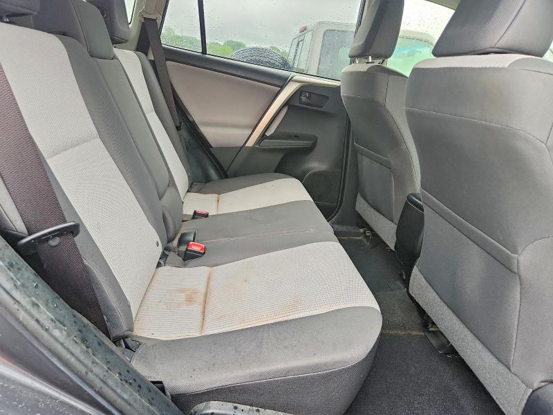 63775536 :رقم المزاد ، JTMBFREV9FD174702 vin ، 2015 Toyota Rav4 مزاد بيع
