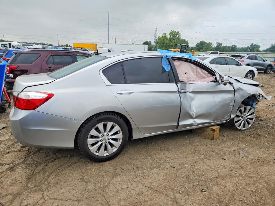 2015 Honda Accord მანქანა იყიდება აუქციონზე, vin: 1HGCR2F7XFA051478, აუქციონის ნომერი: 64422006