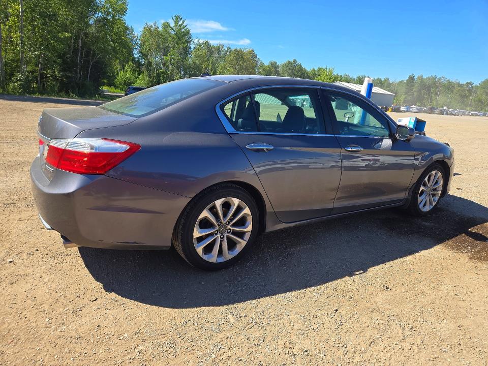 2013 Honda Accord მანქანა იყიდება აუქციონზე, vin: 1HGCR2F96DA800081, აუქციონის ნომერი: 65269246